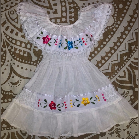 Baby’s first Cabo dress 👗 - Picture 1 of 3